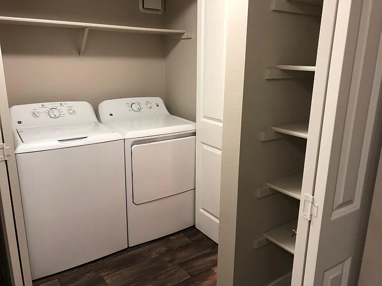 Campbell Run Apartments — Photo 53