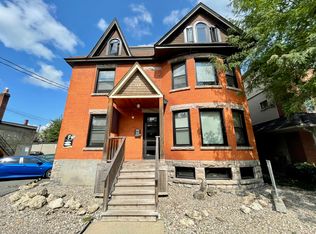 127 Second Ave., Ottawa, ON K1S 2H4