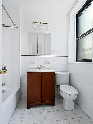 Rented by Ivey North LLC | media 11