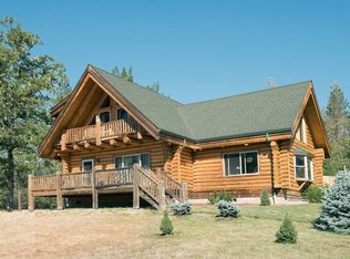 5484 Tunnel Loop Rd, Grants Pass, OR 97526