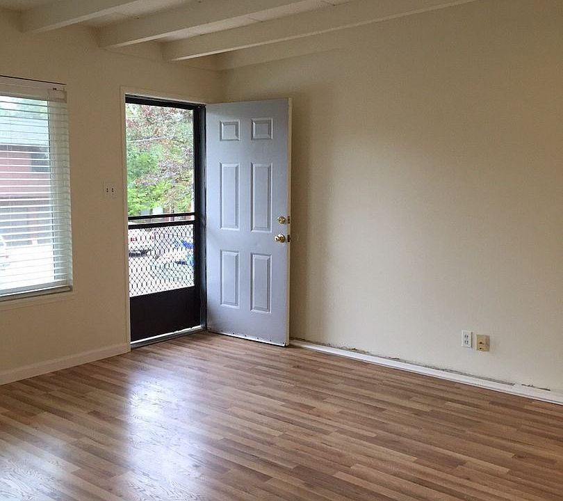 1st image of 767 N Kentucky St