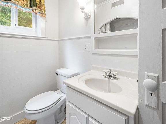 14th image of this home