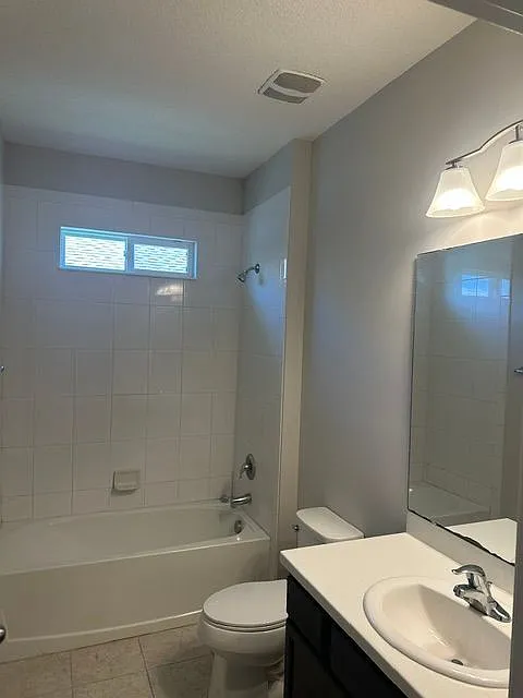 92008 Woodlawn Drive - 1 — Photo 2
