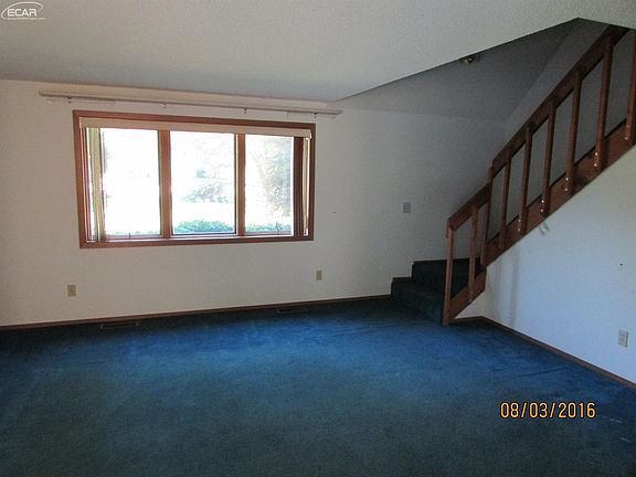 5th image of 2092 Casaloma Ct