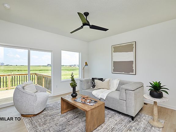 2nd image of 1093 NW Macarthur Ln