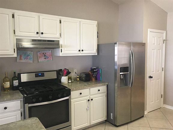 3rd image of 4622 Magnolia Hill Ct