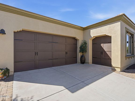 4th image of 1745 E HARMONY Way
