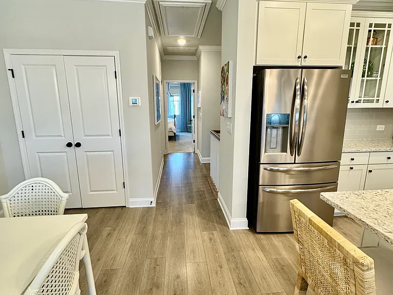 2522 Lydia Ave — Photo 5