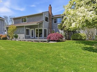 609 N Tomahawk Island Dr, Portland, OR 97217