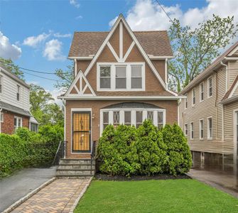 39 Crestmont Avenue, Yonkers, NY, 10704