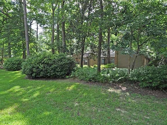 2nd image of 2318 Twin Grove Dr