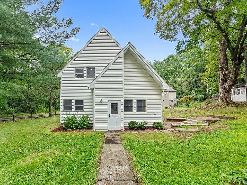 1st image of 24 Skylark Drive