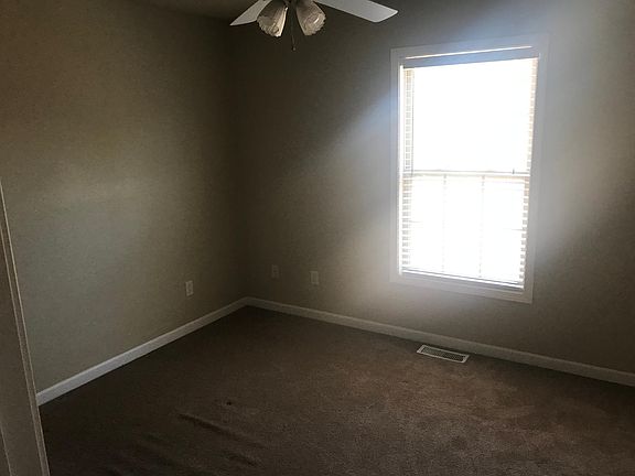 4th image of 2980 Shamrock Ct