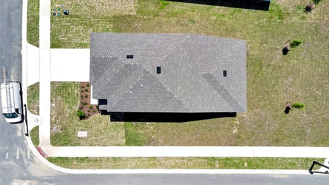2056 Fieldstone St — Photo 30