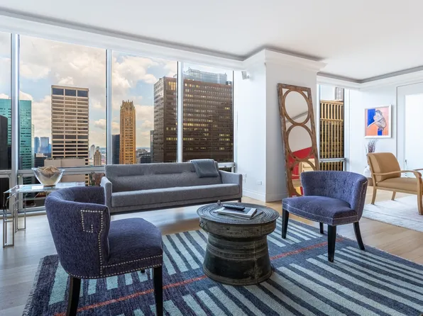 641 5th Avenue image 2 of 28