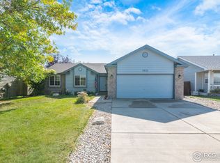 1912 Crestview Dr, Johnstown, CO 80534