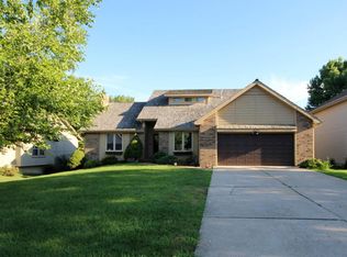 834 W Brookshire Dr, Springfield, MO 65810