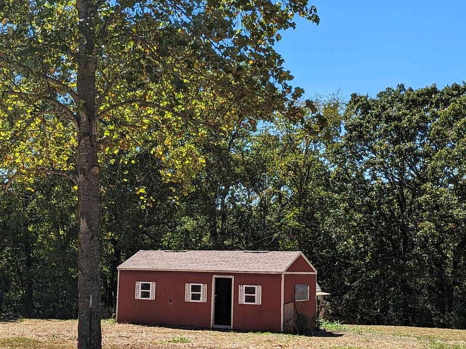 2nd image of 267 Stacy Lane