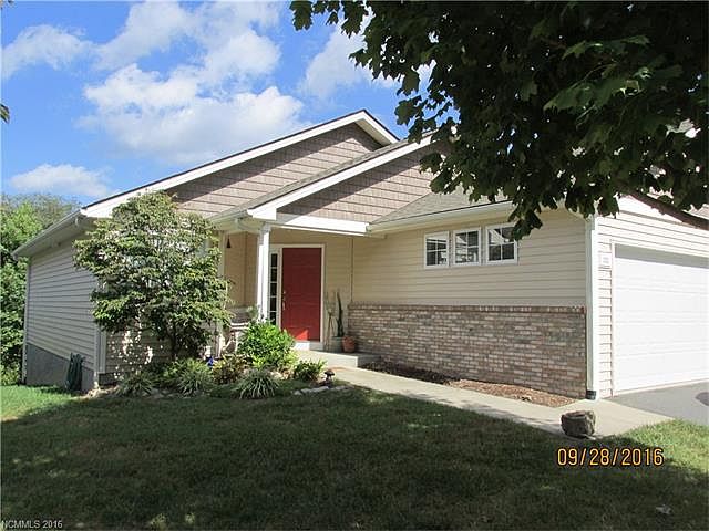 1st image of 132 Clear Creekside Dr