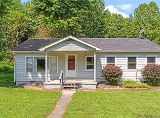 8033 N Oliver Lane, Dupont, IN 47231