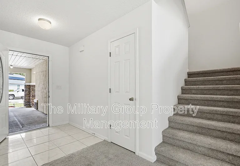 391 Hepburn Rd — Photo 17