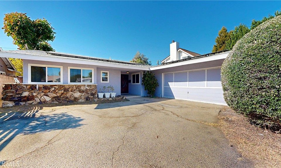 1st image of 9229 Valjean Ave
