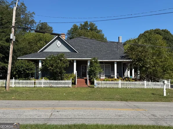 181 Lyons St, Jackson, GA 30233