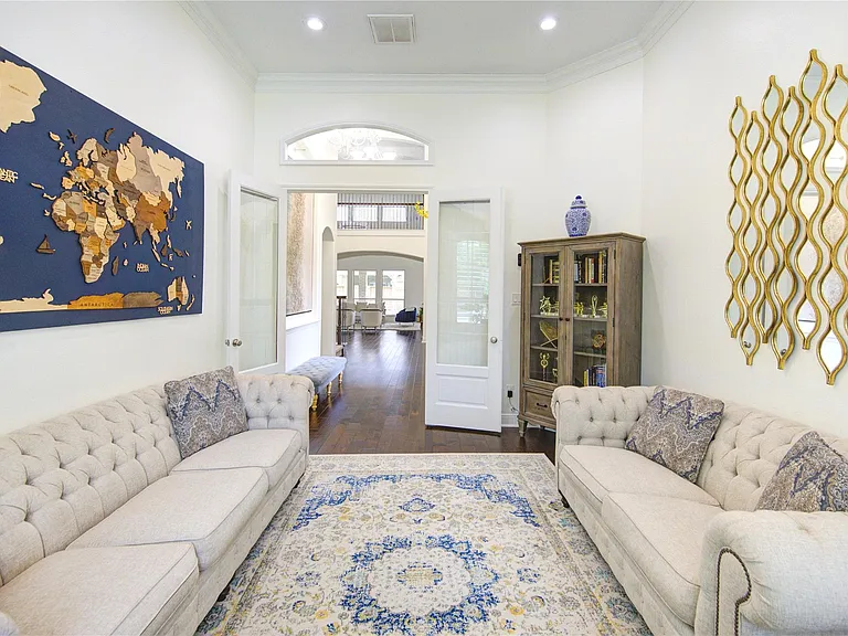 10702 Claythorne Ct — Photo 11