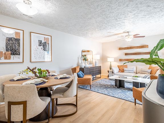 2nd image of 1166 Pine Knoll Dr #1069-302