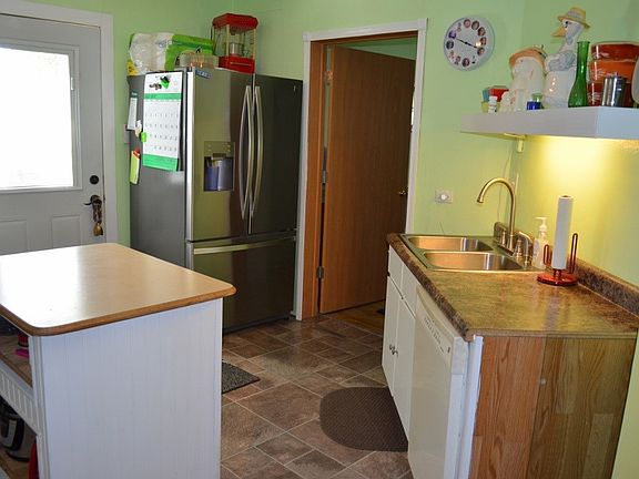 5th image of 608 N Frederick Ave