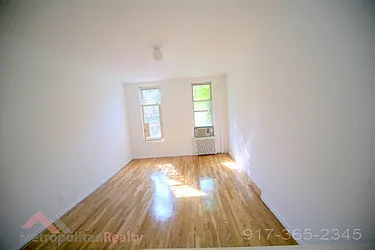 Rented by Metropolitan Realty