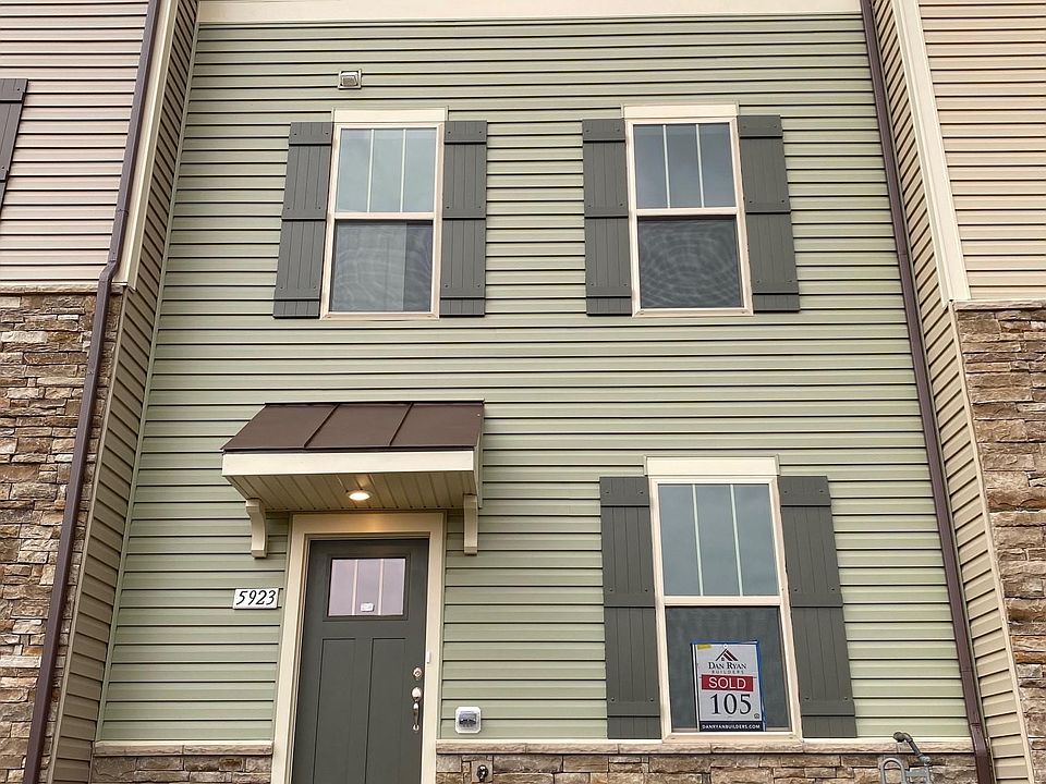 2nd image of 5923 Garden Walk Dr