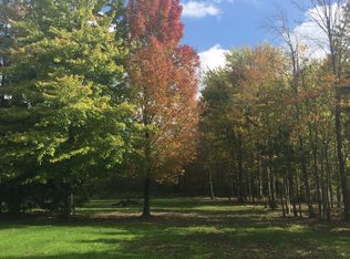 5137 Chillicothe Rd, Chagrin Falls, OH 44022