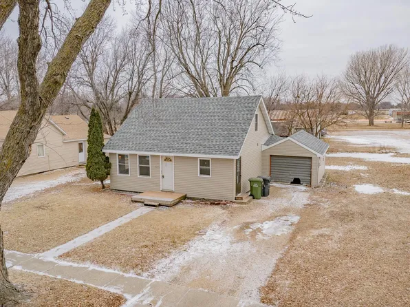 1215 Virginia Ave, Worthington, MN 56187