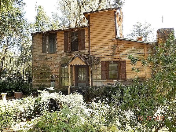 3rd image of 411 PALMETTO Avenue