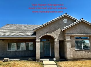 1912 Mount Whitney Ct, Tulare, CA 93274