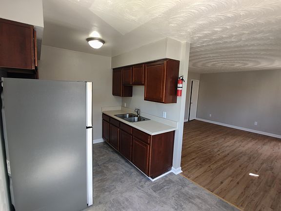 2nd image of 9532 4th Bay St APT 3