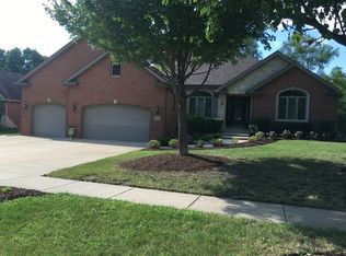 26560 S Overland Dr, Channahon, IL 60410