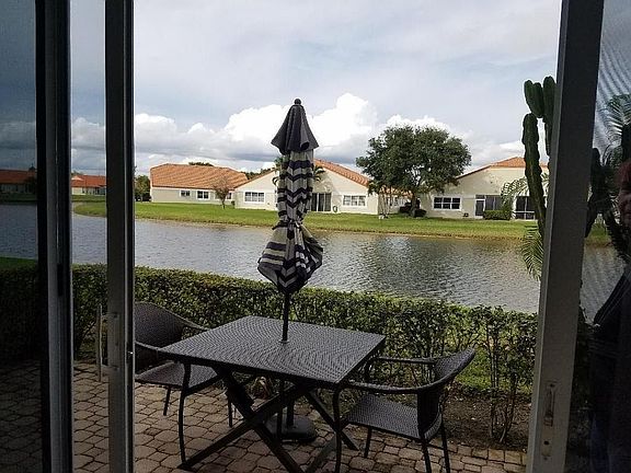3rd image of 8045 Clear Shores Cir