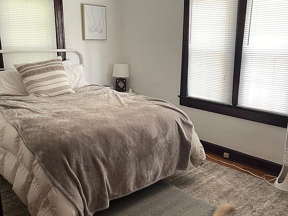 4th image of 6219 N Park Ave