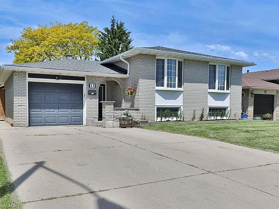 2nd image of 11 Lynwood Dr