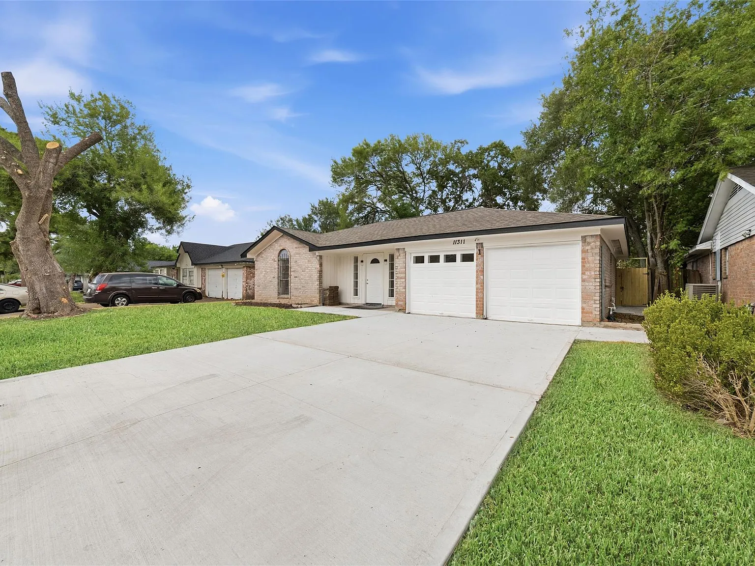 3 bed, 2.0 bath, 1500 sqft, $1,995 — Photo 2