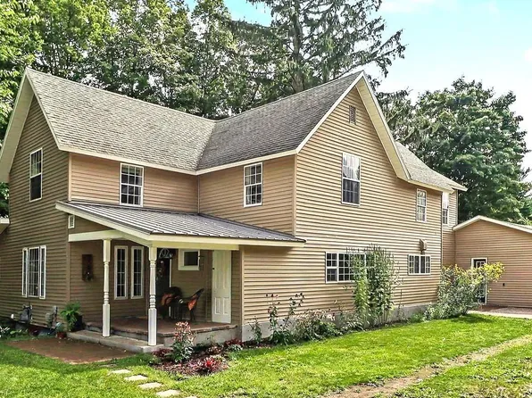 7163 Traverse Ave, Benzonia, MI 49616