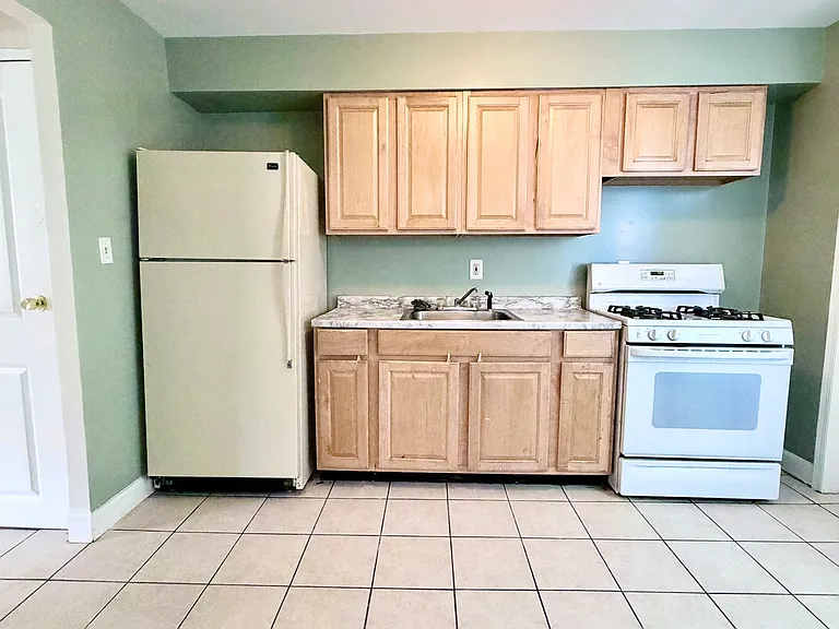 5417 Nelson Ave — Photo 10