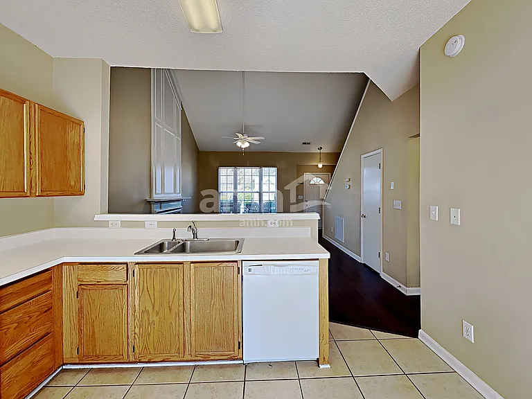 116 N Honey Springs Ave — Photo 5