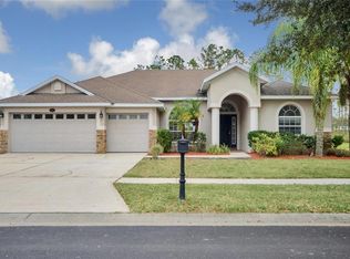 16707 Whispering Glen Dr, Lutz, FL 33558
