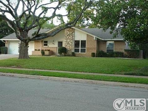 1st image of 2831 Bay Meadows Cir