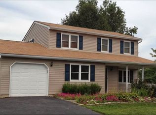 214 Parkridge Dr, Perkasie, PA 18944