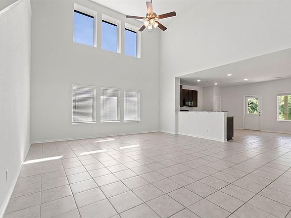 2nd image of 5319 Rivers Edge Dr
