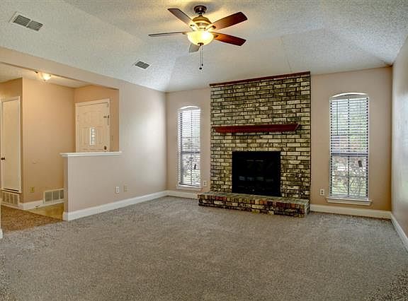 4th image of 6405 Leasa Ct